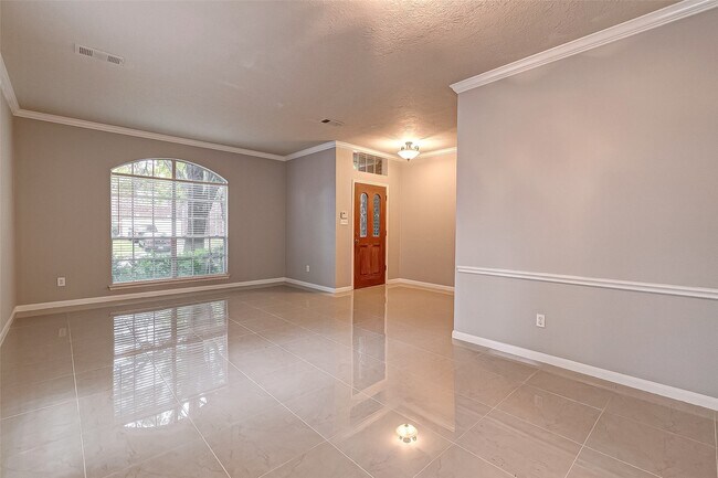 Foto del edificio - 2130 Autumn Fern Dr