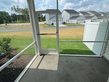 Foto del edificio - 111 Aster Bloom Ln