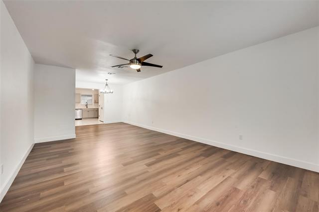 Foto del edificio - 4900 South Dr