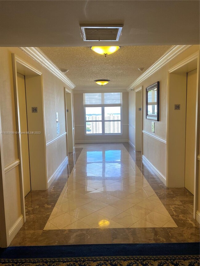 Building Photo - 3530 Mystic Pointe Dr