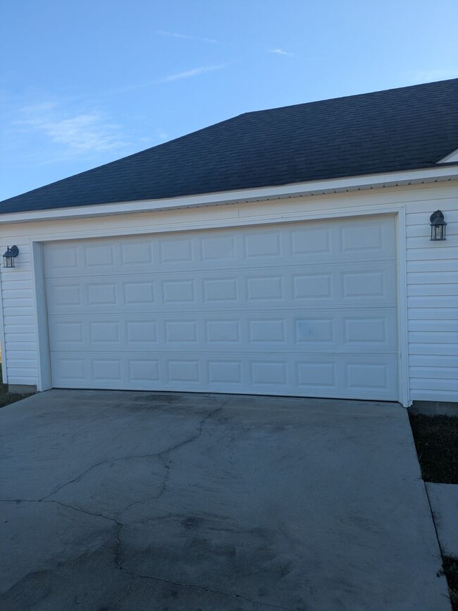 Building Photo - Home in Lanier County