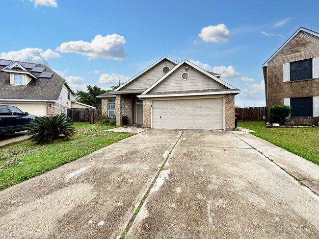 Foto del edificio - 4 br, 3.5 bath House - 6050 Sandy Creek Dr