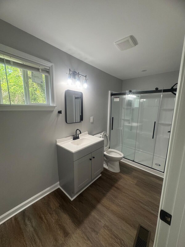 Foto del edificio - 1542 E Perry St