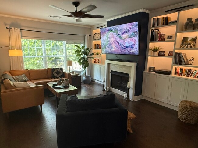 Living Area - 1235 Morton Trce SE