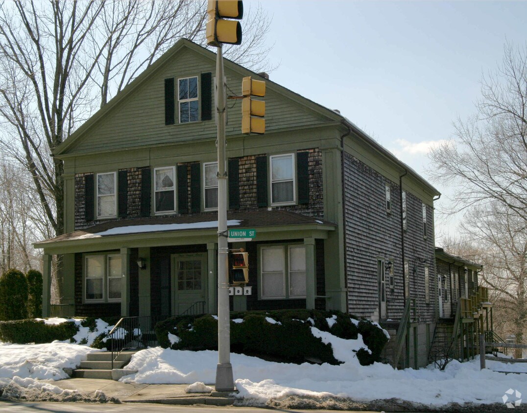 Building Photo - 3 Union St
