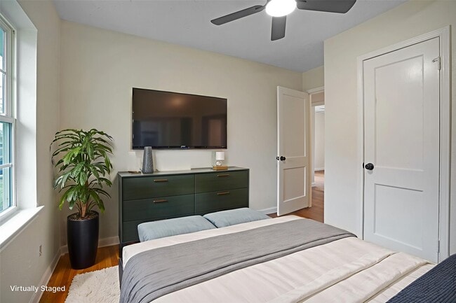 Foto del edificio - 5946 Beldart St