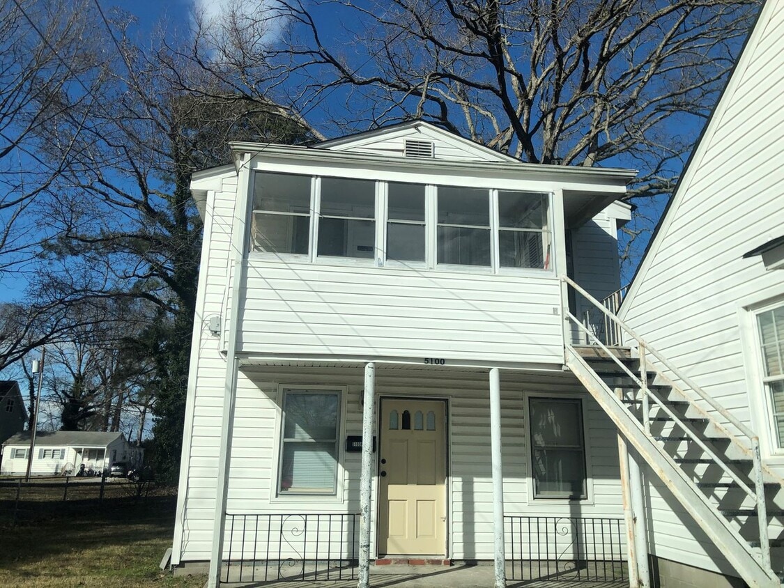 Primary Photo - 5100 Woolsey St