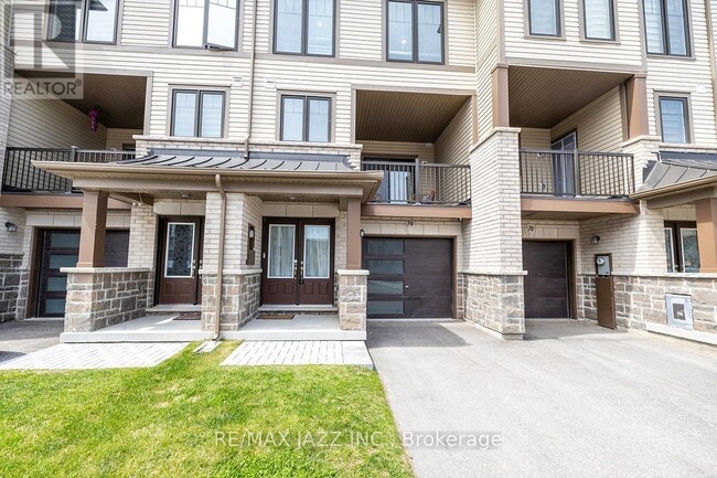 Building Photo - 74 Ambereen Pl