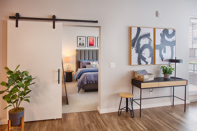 Building Photo - South Main Station