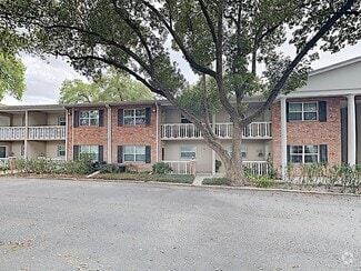 Building Photo - 2500 Lee Rd