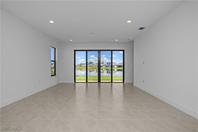 Foto del edificio - 5763 Agostino Way