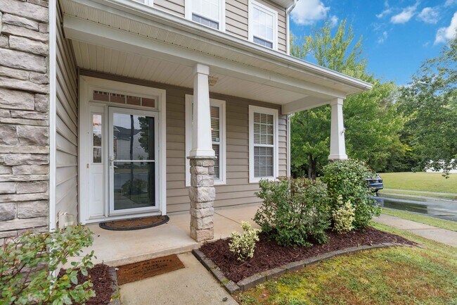 Building Photo - 14347 Lyon Hill Ln