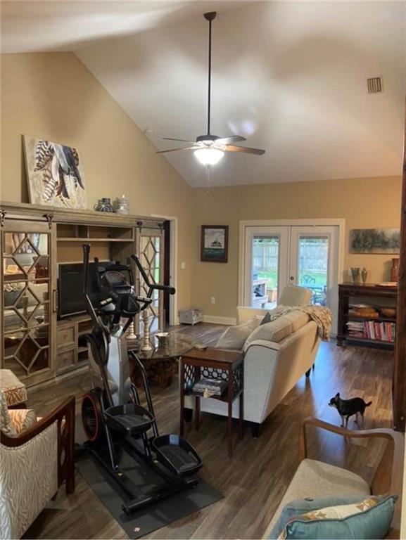 Foto del edificio - 728 Amador Avenue