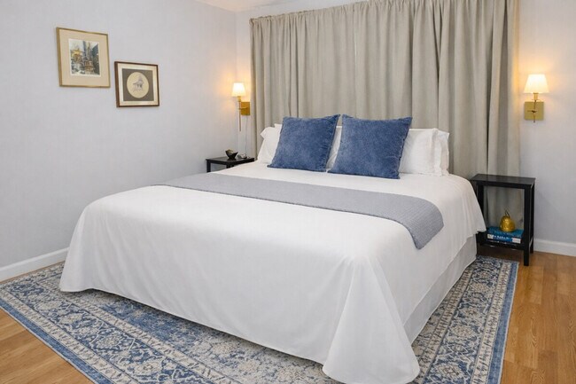 Foto del edificio - 18530 E 14 Mile Rd