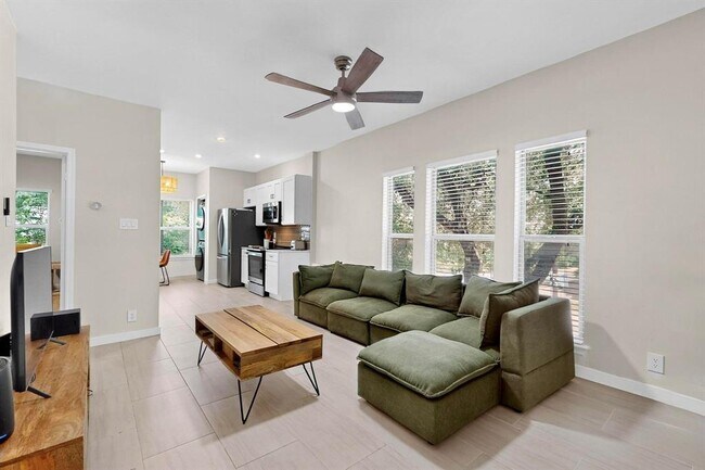 Foto del edificio - 2414 Longview St