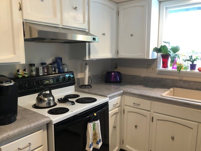 Foto del edificio - 228 Teakwood Dr