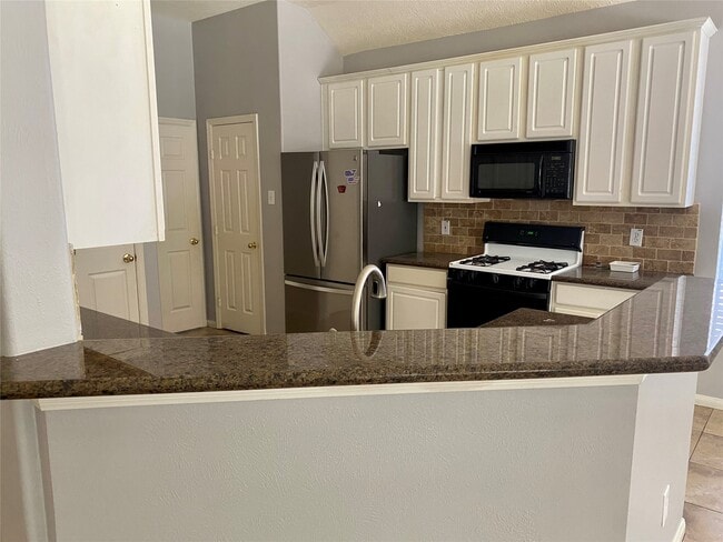 Building Photo - 118 N Willow Point Cir