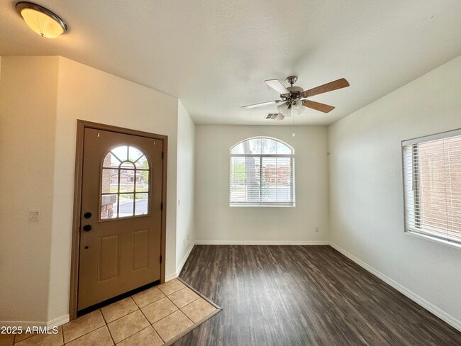 Building Photo - 1838 E Anderson Dr