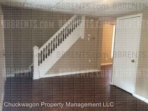 Building Photo - 3 br, 1.5 bath House - 551 Franklin Street,