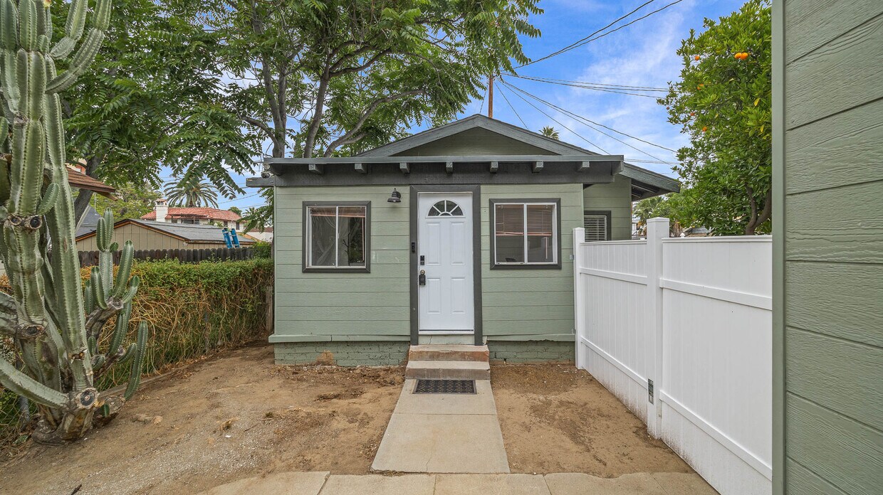 Foto principal - 3451 5th St