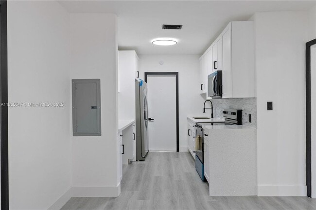 Building Photo - 1325 NW 51st St