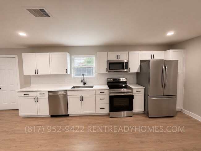 Building Photo - 16511 Quail Briar Dr