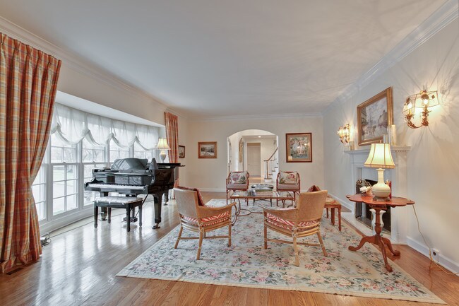 Foto del edificio - 11 Pembroke Dr