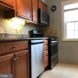 Foto del edificio - 9453 Fairfax Blvd