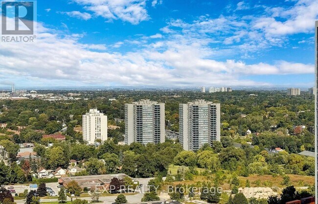 Building Photo - 2031 Kennedy Rd