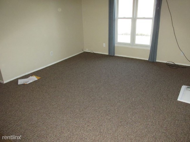 Building Photo - 3 br, 2 bath Apartment - 221 Castner Street