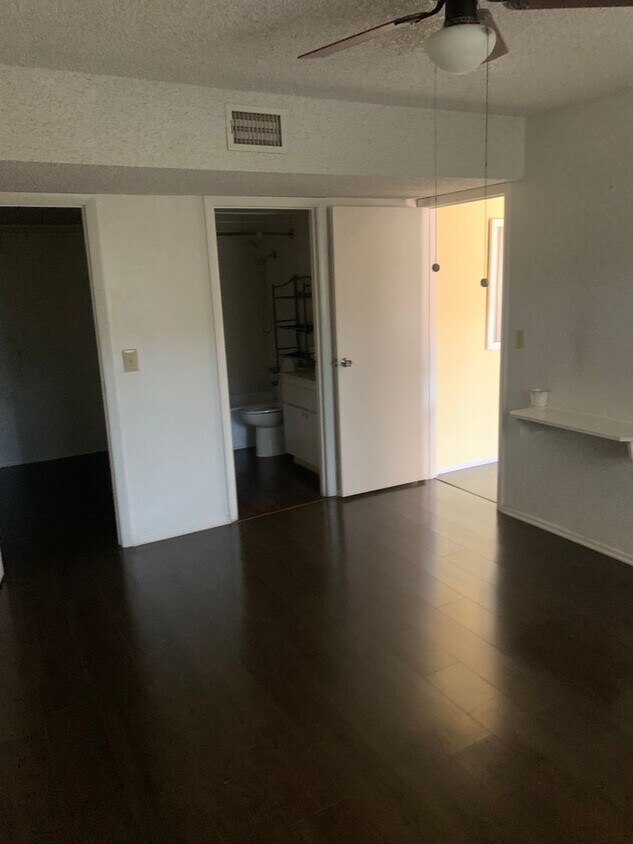 Foto principal - 1 Bedroom 1 Bath In Central Las Vegas