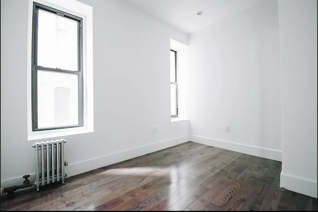 Interior Photo - 4 St Nicholas Terrace