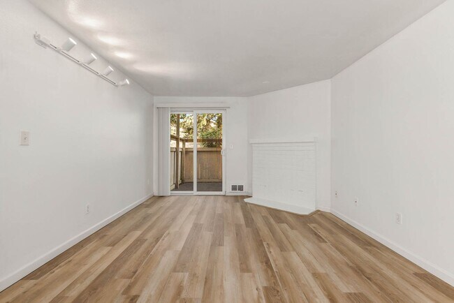 Foto del edificio - 14200 NE 171st St