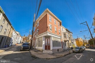 Building Photo - 4417 Baker St