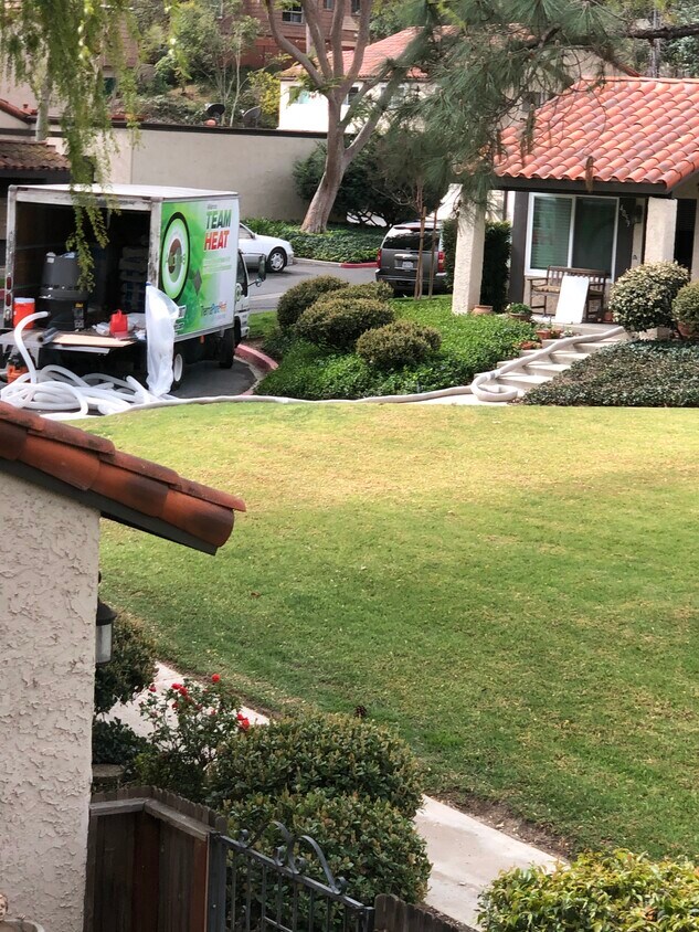 Foto principal - 4099 Liberty Canyon Rd