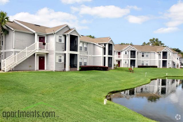 ¡Colonial Pointe Apartaments - Colonial Pointe Apartments
