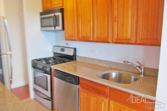 Foto del edificio - 349 10th St