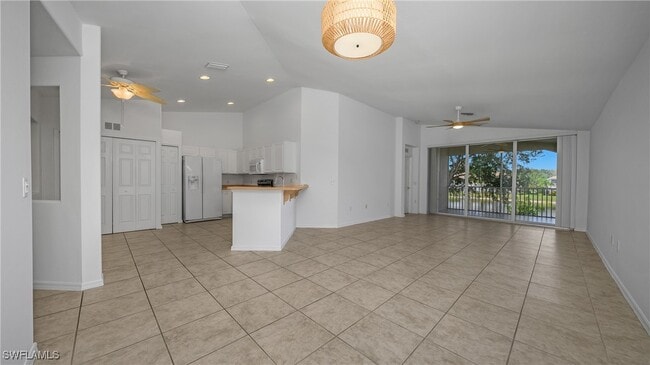 Foto del edificio - 10130 Colonial Country Club Blvd