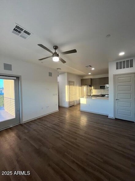 Foto del edificio - 1225 N Arizona Ave