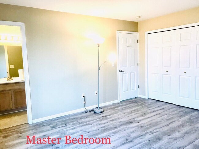 Photo - 4333 Woodstream Dr House