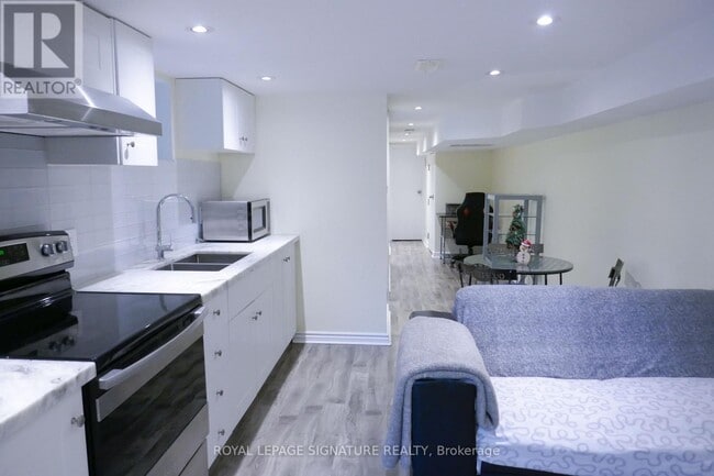 Building Photo - 47 Boon Ave