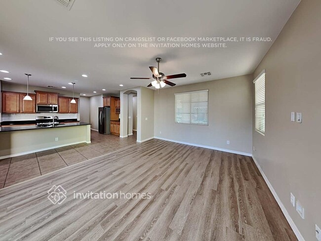 Building Photo - 1022 S Annie Ln