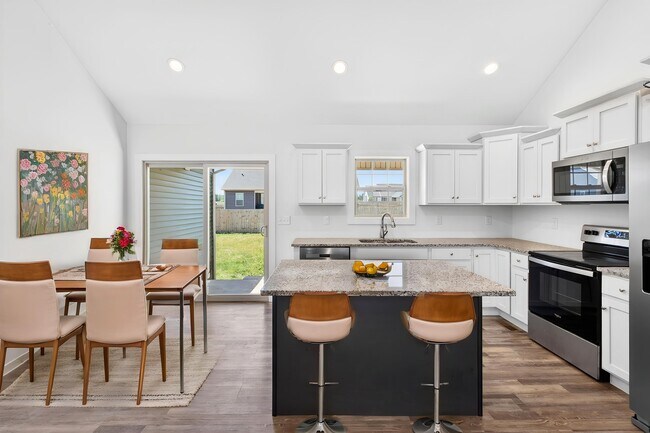 Foto del edificio - 239 Middlebrook Ln