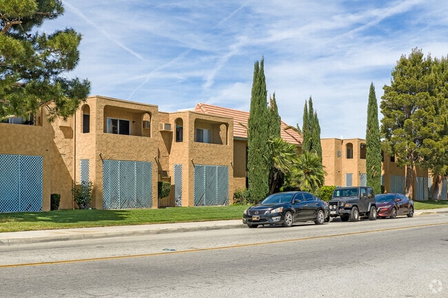 Building Photo - Kingtree Avenue Senior Apartments