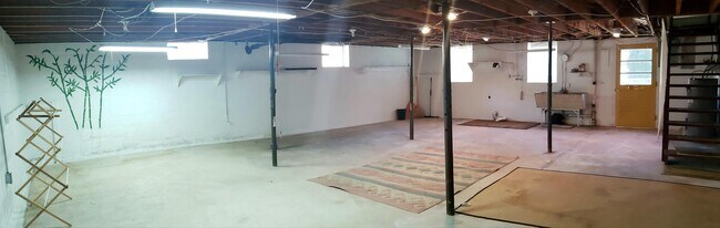 Building Photo - 834 Cope Creek Rd