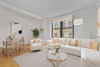 Building Photo - 201 W 74th St