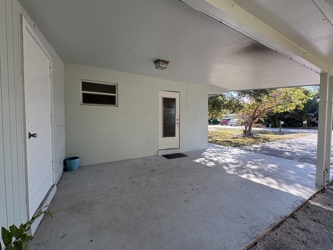 Foto del edificio - 1093 Hollygate Ln