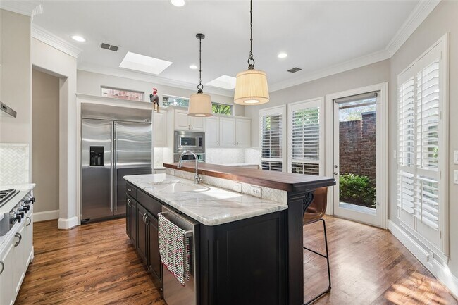 Foto del edificio - 5944 Preston Gate Ct