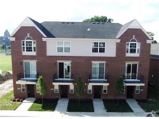 Building Photo - 271 E Palmer St