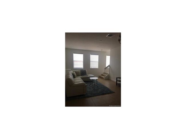 Foto del edificio - 14750 SW 10th St